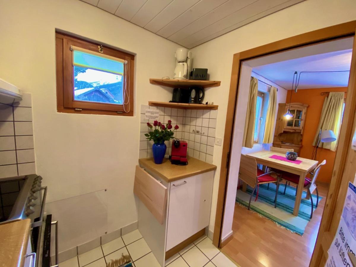 Appartamento Chasa Bazzi Scuol Esterno foto